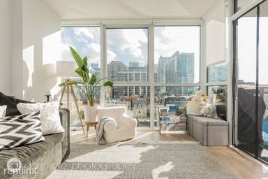 Main picture of Chicago And Hudson