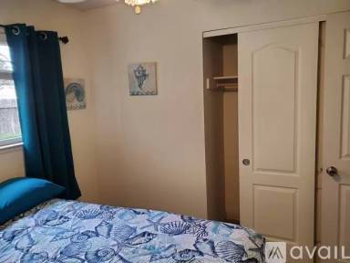 Main picture of 2155 Pantages Cir