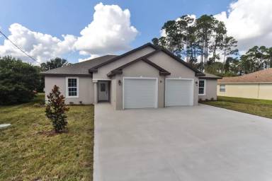 Main picture of 16 Bunker View Dr