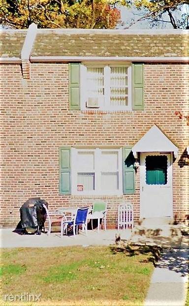 Main picture of 1633 W End Dr