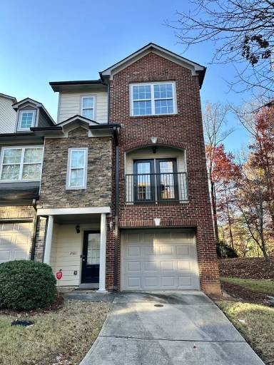 Main picture of 2921 Ashlyn Pointe Dr