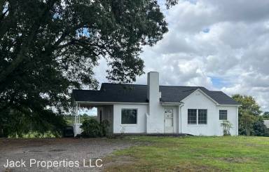 Main picture of 1486 E Poinsett Street Ext