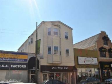 Main picture of 3128 N Lincoln Ave
