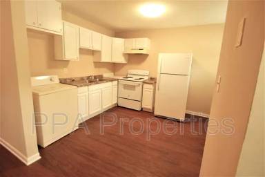 Main picture of 2231 Summit St