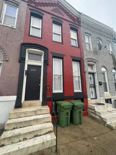 Main picture of 2123 N Fulton Ave