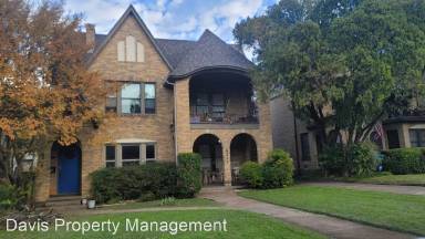 Main picture of 6209 Richmond Ave
