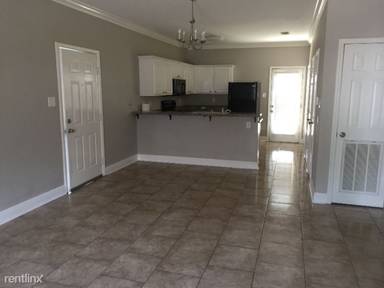 Main picture of Hidden Oaks Apartments