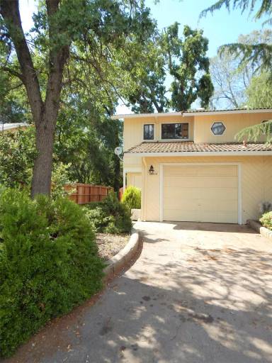 Main picture of 11432 Columbia Vlg Dr