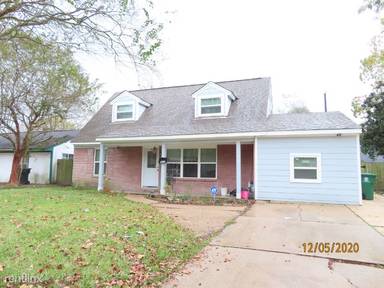 Main picture of 10326 Broadstairs St
