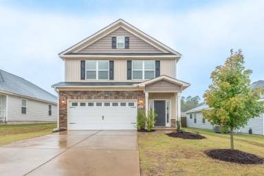 Main picture of 2054 Boyer Pl