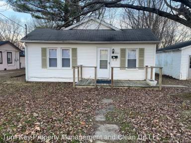 Main picture of 3000 Rheinhardt Ave