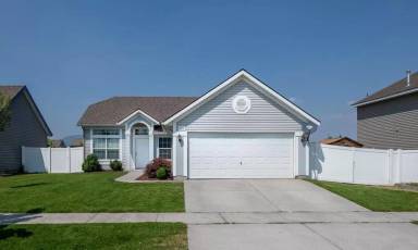 Main picture of 3635 W Linneatus Dr