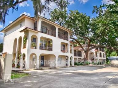 Main picture of 611 E Amelia St