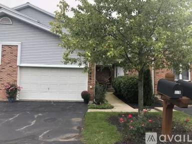 Main picture of 271 Charlotte Ct