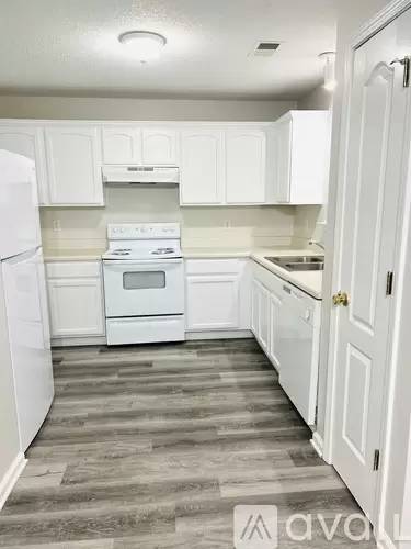 Main picture of 245 Darbys Crossing Ct