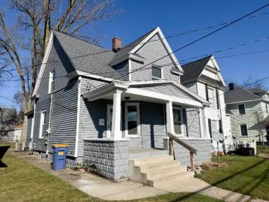 Main picture of 111 Sweet St NE