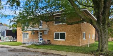 Main picture of 201 W Park St