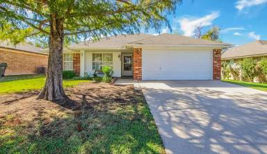 Main picture of 1309 Elke Cir