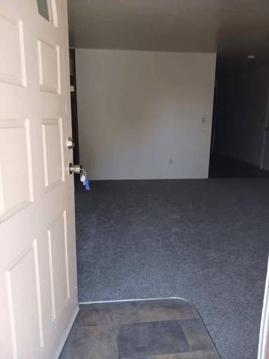 Main picture of 300 NW 2nd St