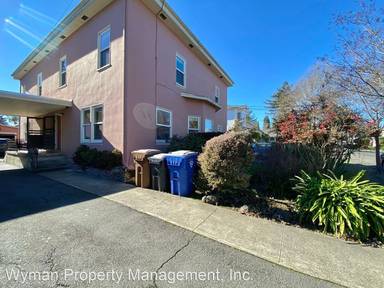 Main picture of 1521 Oak St