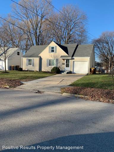 Main picture of 638 Sydney Ave