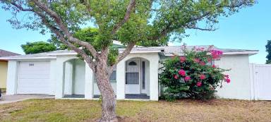 Main picture of 9031 Chantilly Ln