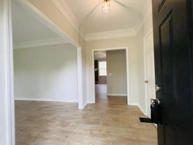 Main picture of 3004 Grassland Meadows Ct