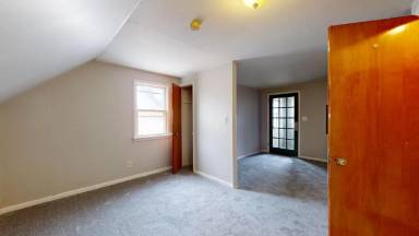 Main picture of 3753 W 117th St