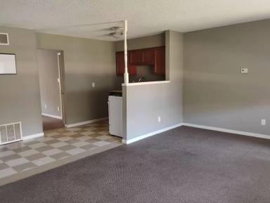 Main picture of 217 N Hamilton St