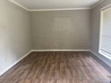 Main picture of 3148 Shirley Dr