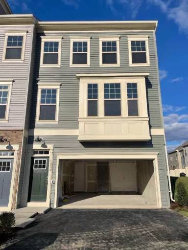 Main picture of 1210 Creek Bank Dr