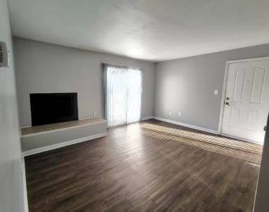 Main picture of Maple Ridge Apartments