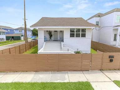 Main picture of 2239 Peniston St