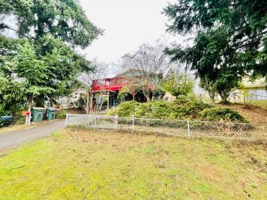 Main picture of 8836 22nd Ave SW