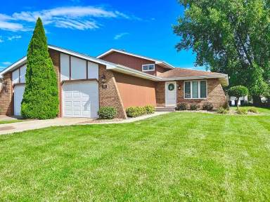 Main picture of 211 Juniper Dr