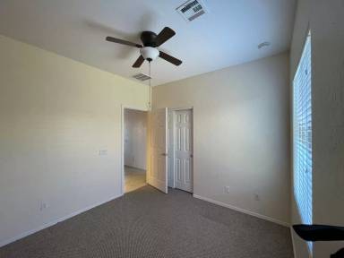 Main picture of 6034 Saddle Horse Ave