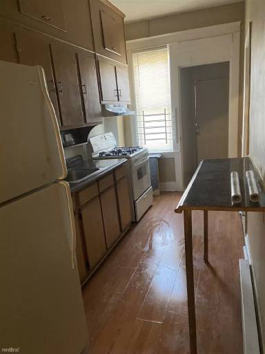 Main picture of 2617 Loyola Northway