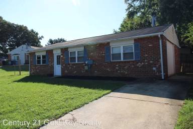 Main picture of 25 Bach Dr
