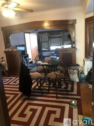 Main picture of 3524 Park Ave