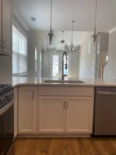 Main picture of 330 Stirrup Ct