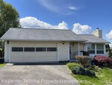 Main picture of 3422 N Bristol St