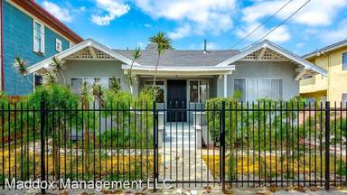 Main picture of 1447 W 35th Pl