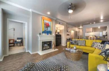 Main picture of 75 West