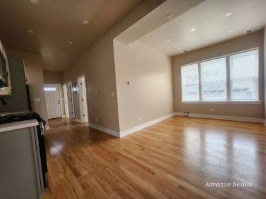 Main picture of Elizabeth Apartments
