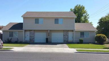 Main picture of 1000 E Main St