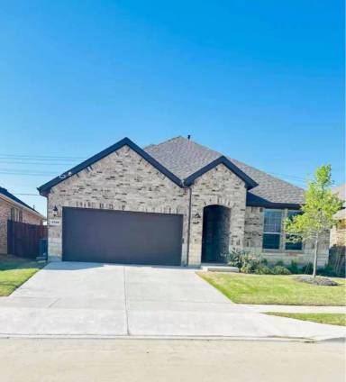 Main picture of 4740 Dewy Rose Ln