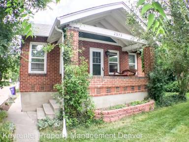 Main picture of 2975 Wolff St