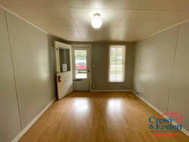 Main picture of 5114 Paw Paw Lake Rd