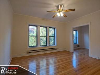 Main picture of 3823 N Fremont St