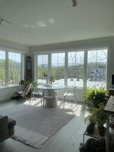 Main picture of 7 Creek Dr